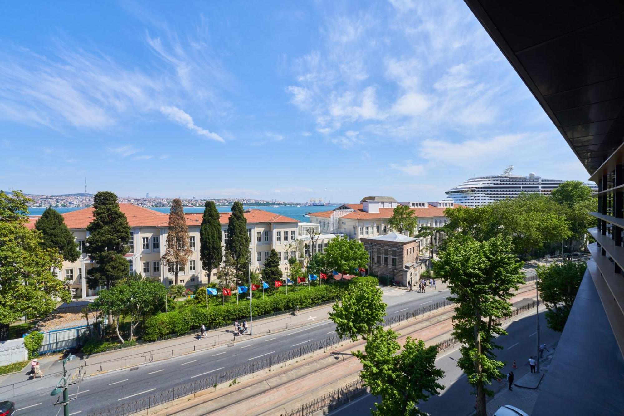 Metropolitan Hotels Bosphorus - Special Category Isztambul Kültér fotó